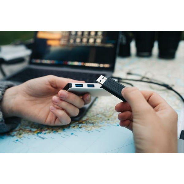 USB 3.0 DRIVE 256GB STORE'N'GO PINSTRIPE resmi